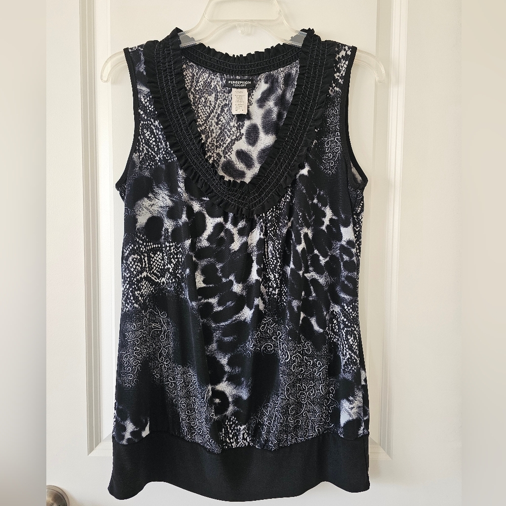 Black and White Graphic Embellished Tank Top